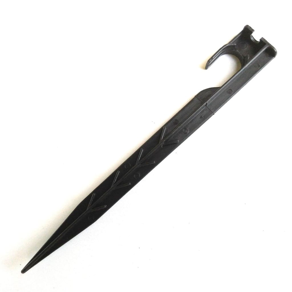 Stake Selang 20mm